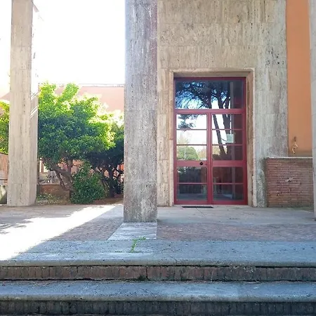 Accesso Diretto Sul Mare Maredilucecala Apartment *