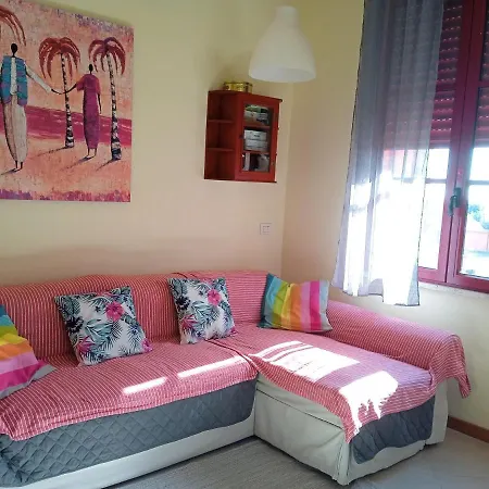 Accesso Diretto Sul Mare Maredilucecala Apartment *